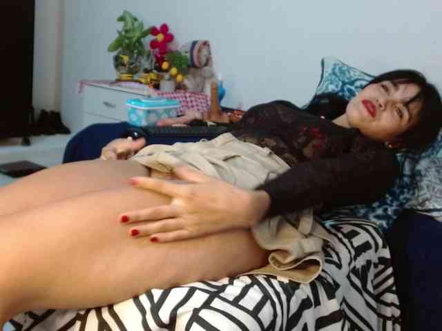 Lorraynesmith webcam