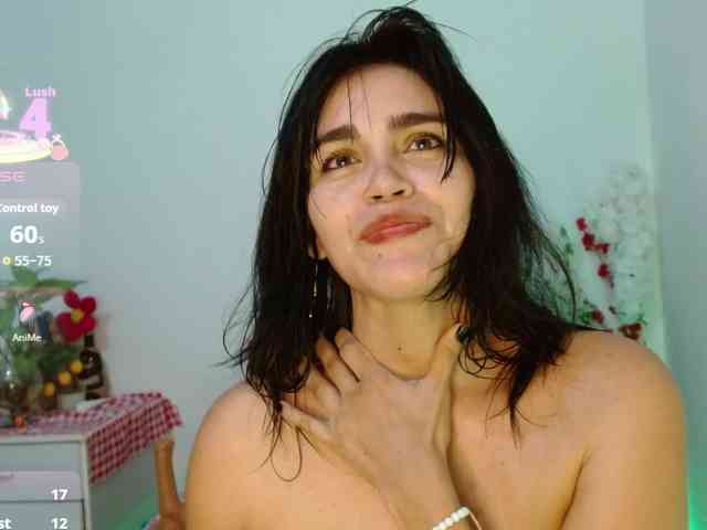 Lorraynesmith webcam