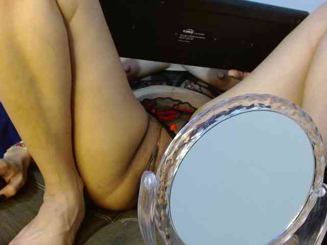 Lorraynesmith webcam