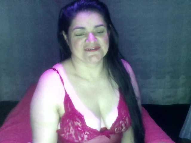 sexy-camy's BongaCams show and profile