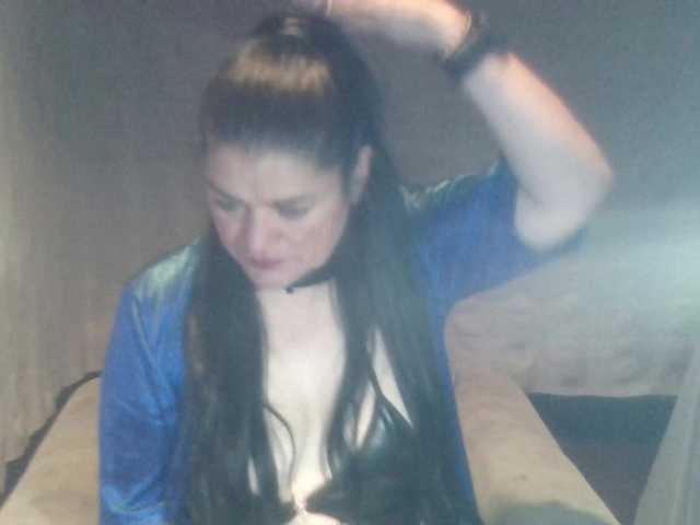 sexy-camy's BongaCams show and profile