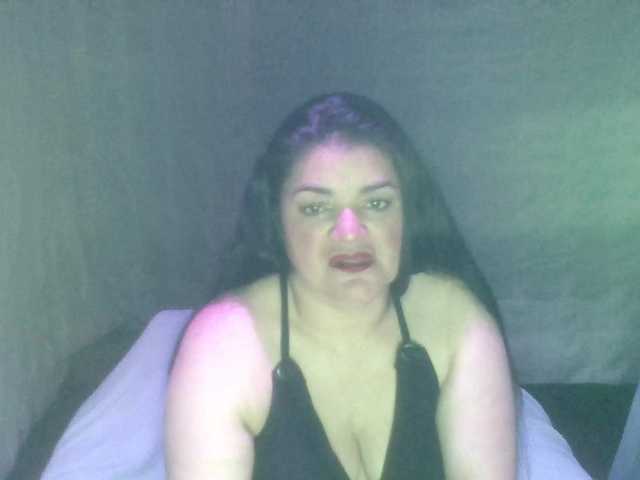 sexy-camy's BongaCams show and profile