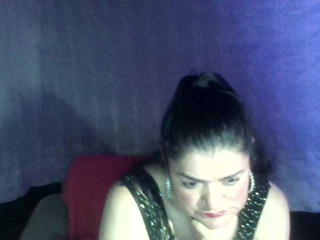 sexy-camy's BongaCams show and profile