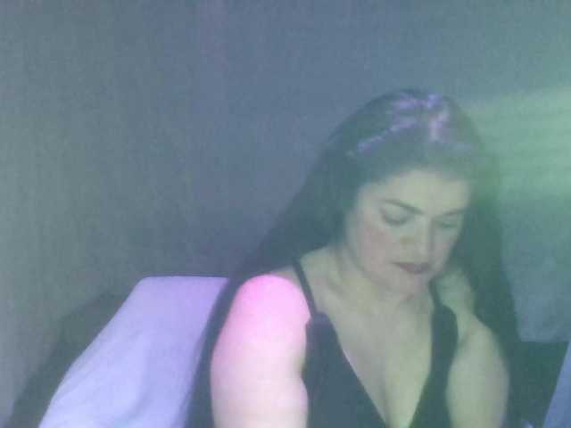 sexy-camy's BongaCams show and profile