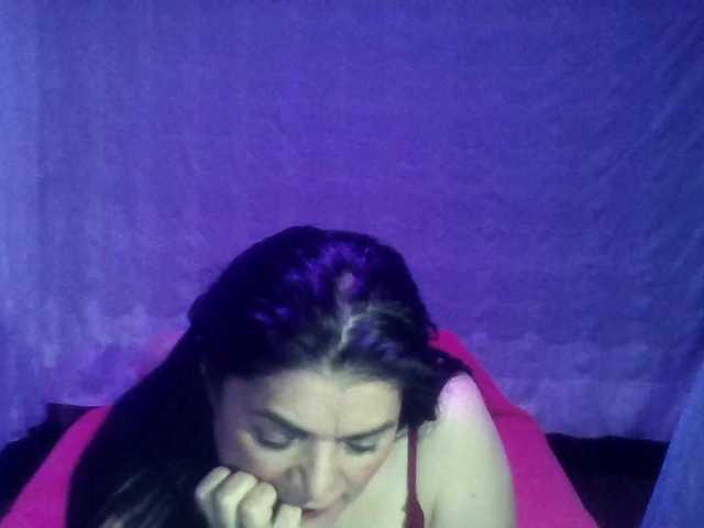 sexy-camy's BongaCams show and profile