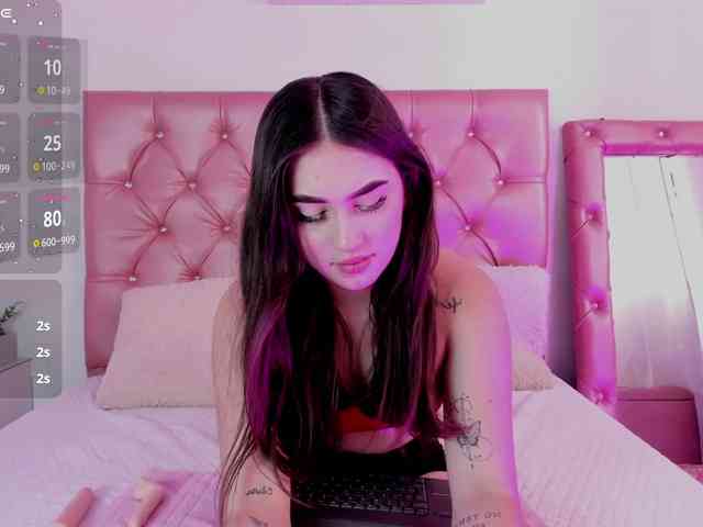 ViolettaOwens webcam