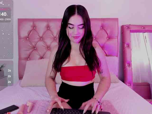ViolettaOwens webcam