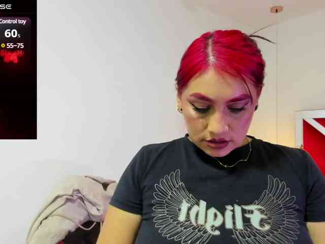 Naomii-smith webcam