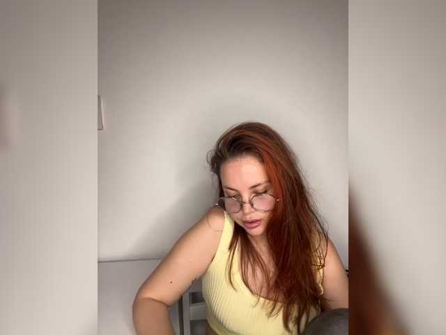 BellaGreymodel Live Cam on BongaCams