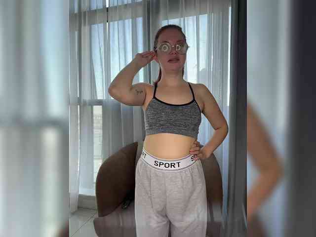 BellaGreymodel Live Webcam on BongaCams