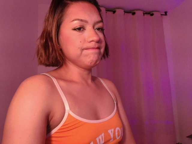 Melyzamek27's BongaCams show and profile
