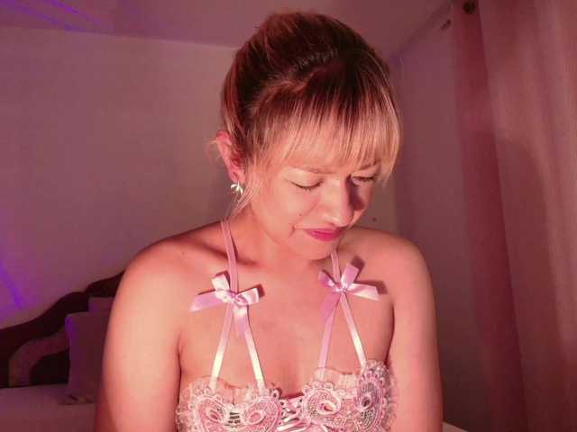 Melyzamek27's BongaCams show and profile