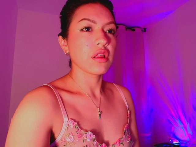 Melyzamek27's BongaCams show and profile