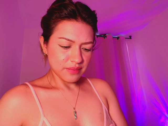Melyzamek27's BongaCams show and profile