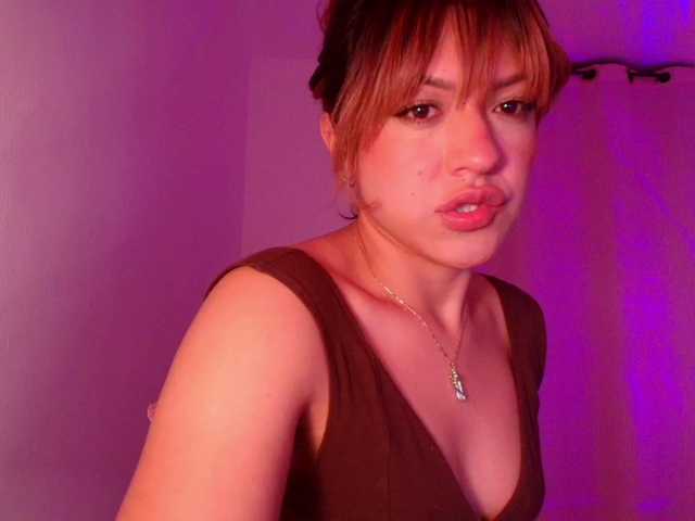 Melyzamek27's BongaCams show and profile