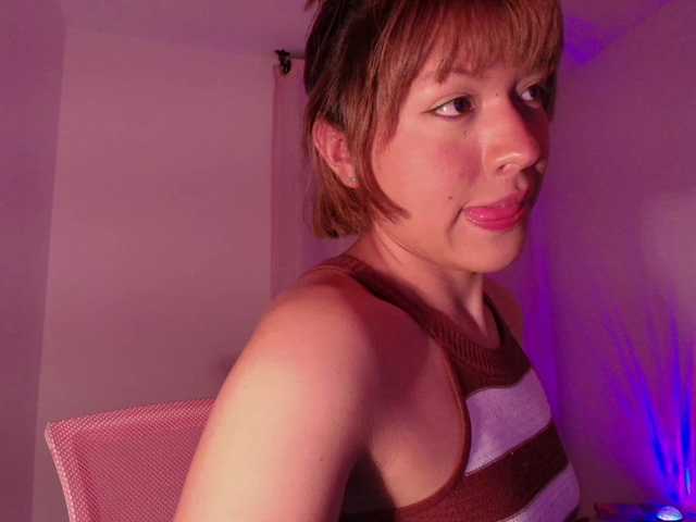 Melyzamek27's BongaCams show and profile