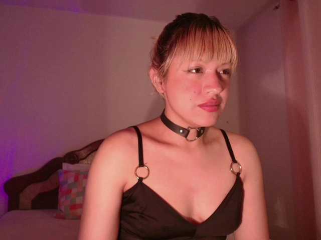 Melyzamek27's BongaCams show and profile