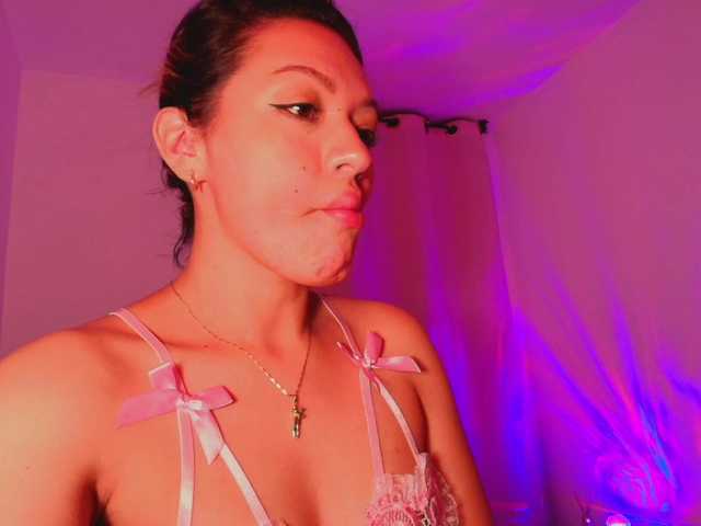 Melyzamek27's BongaCams show and profile