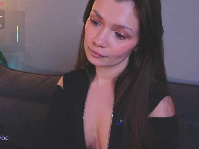 Hotksy's BongaCams show and profile