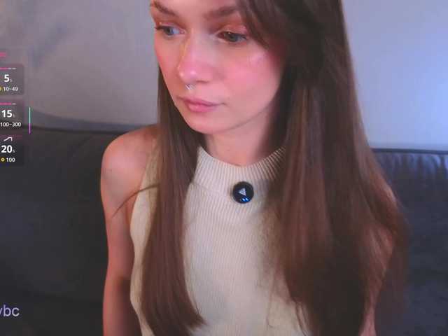 Hotksy's BongaCams show and profile