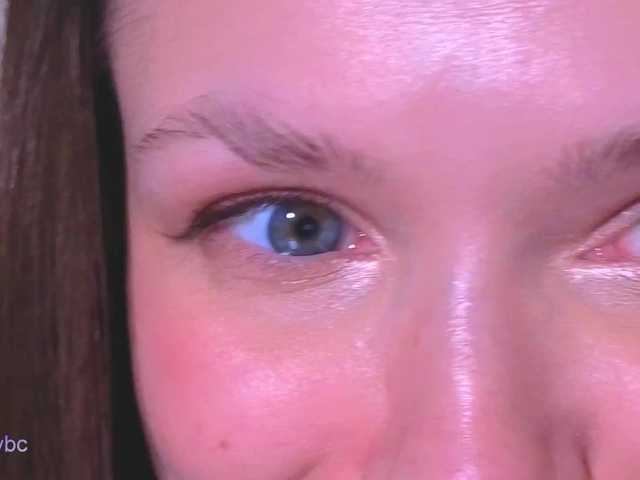 Hotksy's BongaCams show and profile