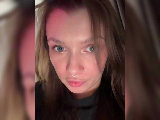 Hotksy's BongaCams show and profile