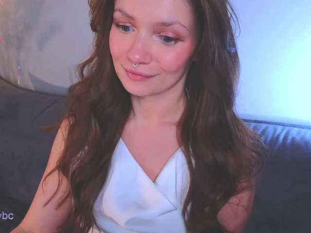 Hotksy's BongaCams show and profile