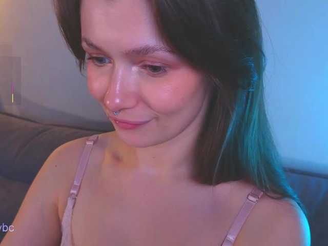 Hotksy's BongaCams show and profile