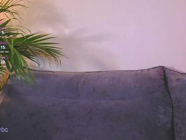 Hotksy's BongaCams show and profile