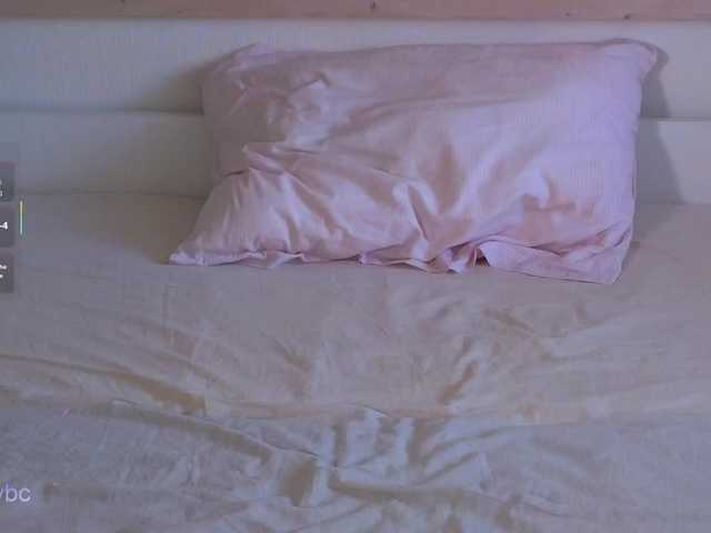 Hotksy's BongaCams show and profile