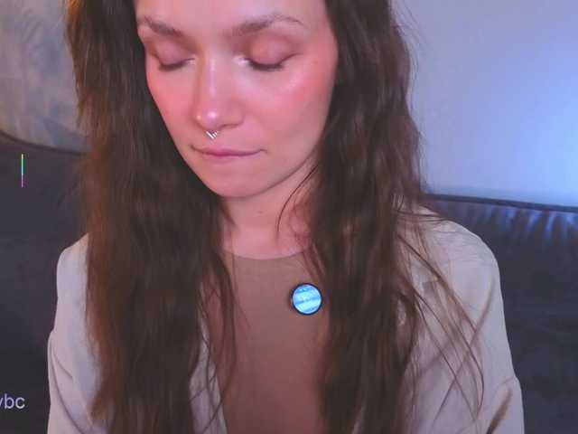 Hotksy's BongaCams show and profile