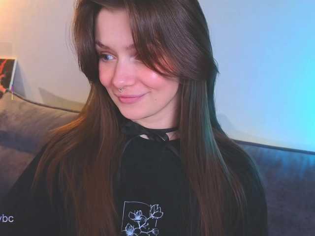 Hotksy's BongaCams show and profile