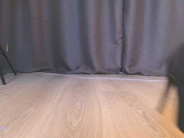 Hotksy's BongaCams show and profile