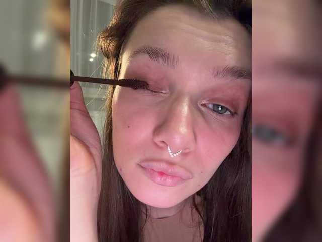 Hotksy's BongaCams show and profile