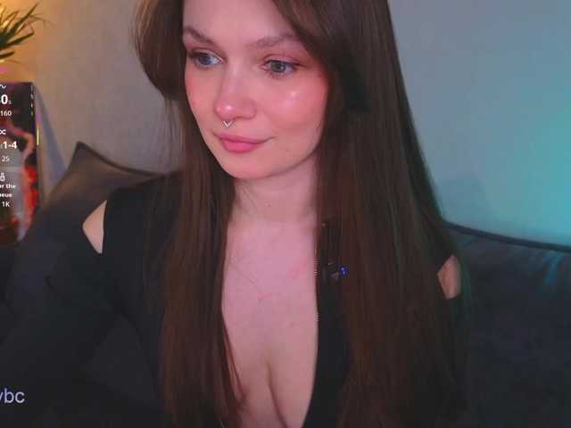 Hotksy's BongaCams show and profile