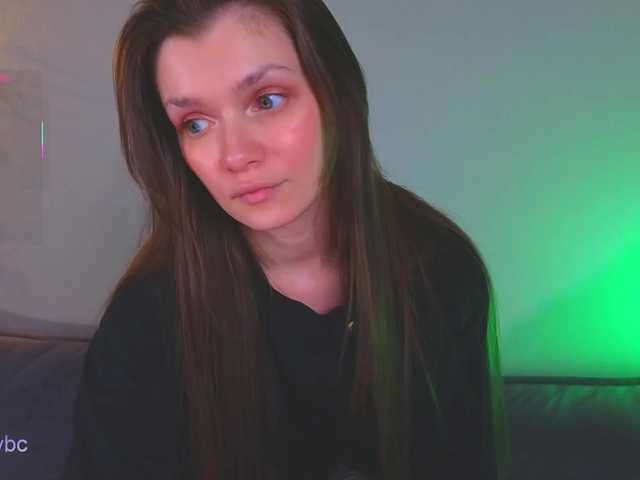 Hotksy's BongaCams show and profile