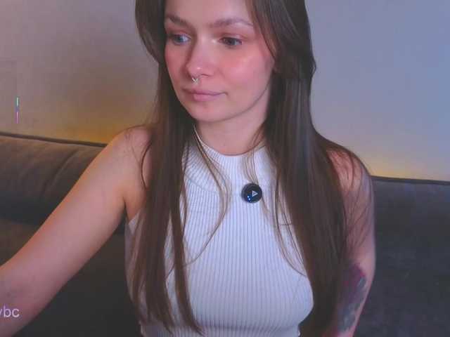 Hotksy's BongaCams show and profile