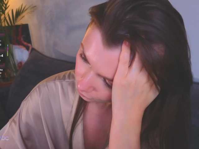 Hotksy's BongaCams show and profile