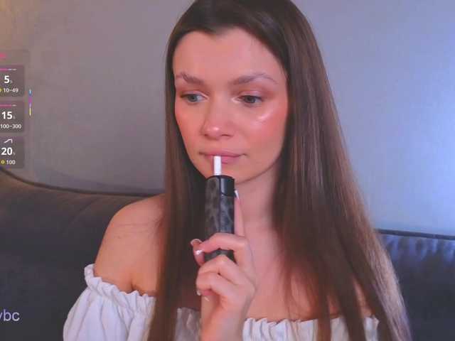 Hotksy's BongaCams show and profile