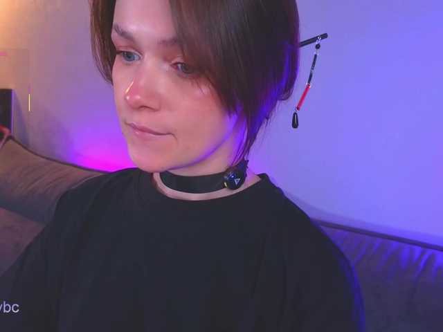 Hotksy's BongaCams show and profile