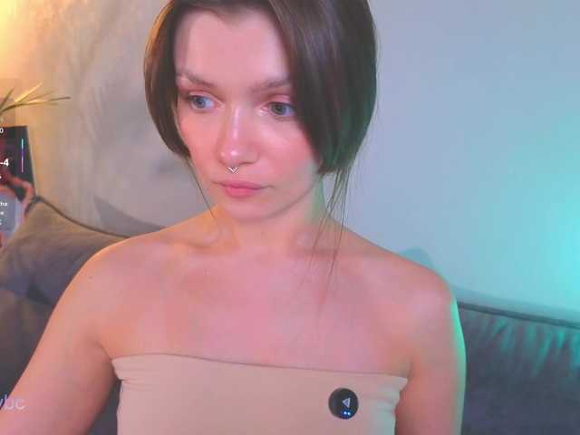 Hotksy's BongaCams show and profile