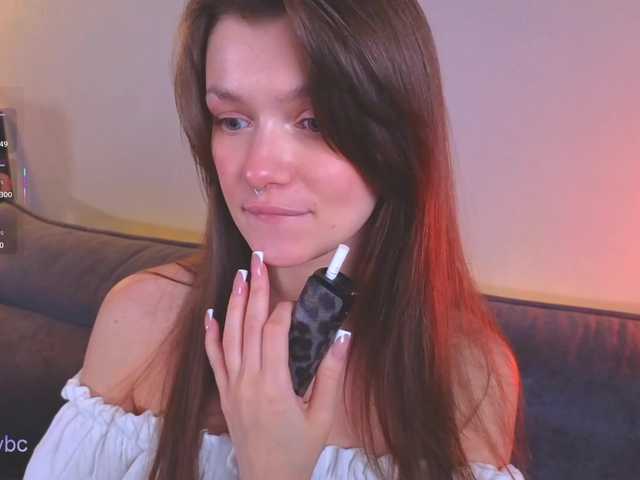 Hotksy's BongaCams show and profile