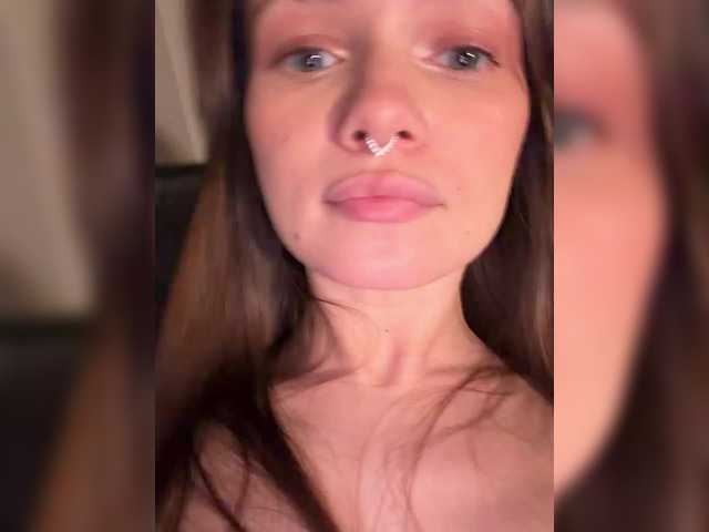 Hotksy's BongaCams show and profile