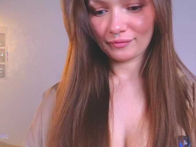 Hotksy's BongaCams show and profile