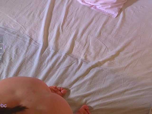 Hotksy's BongaCams show and profile