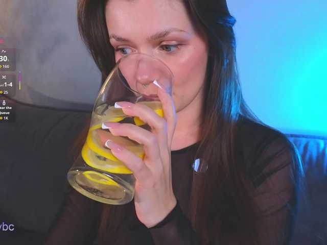 Hotksy's BongaCams show and profile