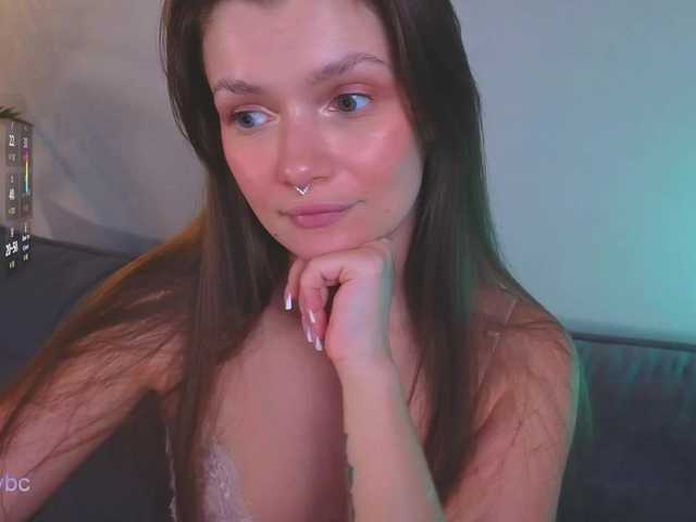 Hotksy's BongaCams show and profile