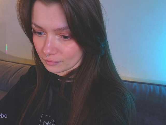 Hotksy's BongaCams show and profile