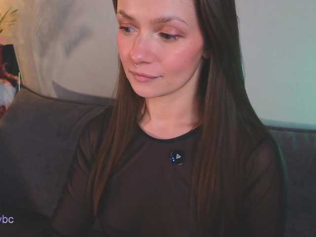 Hotksy's BongaCams show and profile