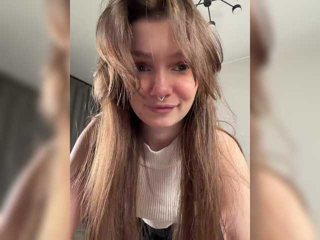 Hotksy's BongaCams show and profile